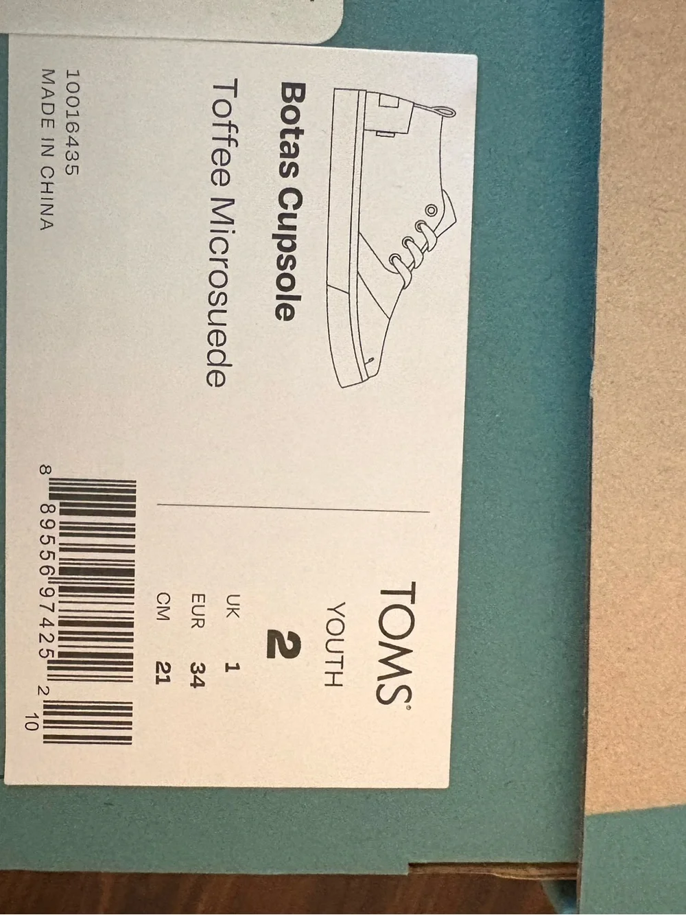 Boys Tom’s boots size 2